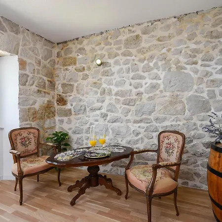 Villa Luxury Navis *