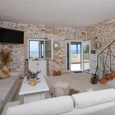Villa Luxury Navis *