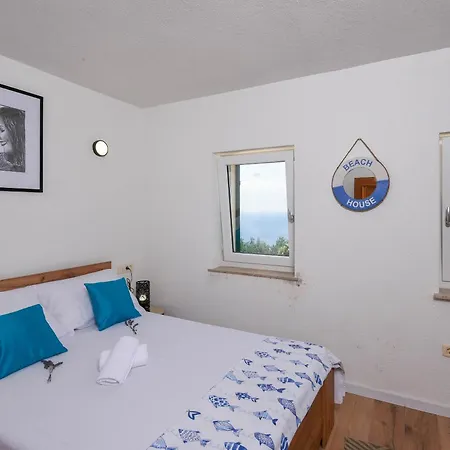 Luxury Navis Villa