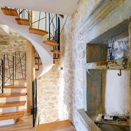 Villa Luxury Navis *